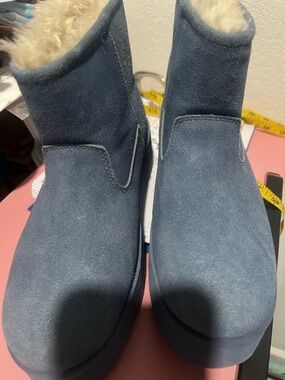 Time and Tru Navy Blue Rubber Sole Ankle Boot